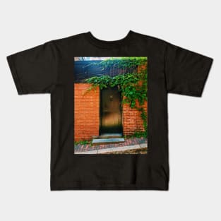 Acorn Street Colonial Boston Façade Kids T-Shirt